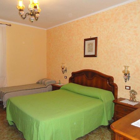 Casa Santella Leilighet Ponza Eksteriør bilde